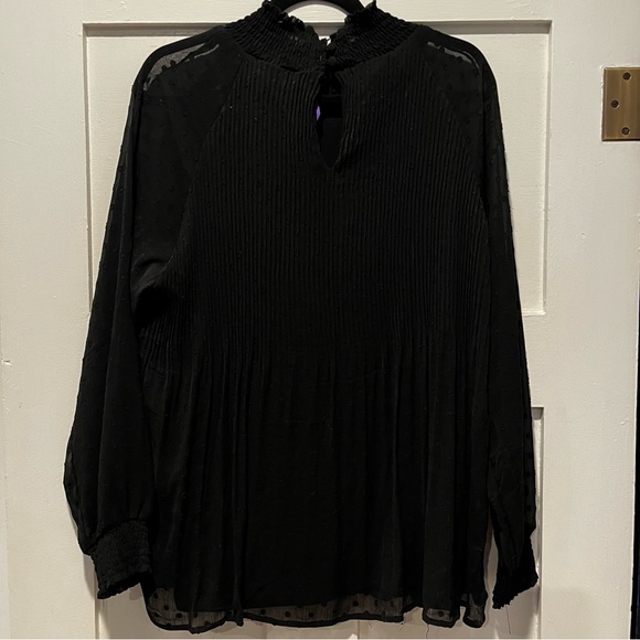 Seraphine Maternity Size 12 Black top - Picture 5 of 5